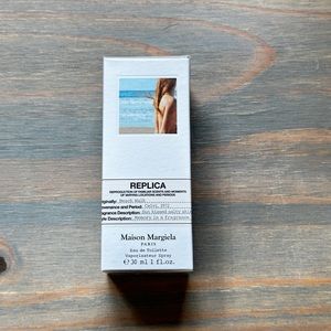 Maison Margiela Replica Beach Walk